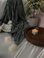 שמיכת דקורציה / כיסוי דקורטיבי בגודל ‎150×170‎ ס”מ