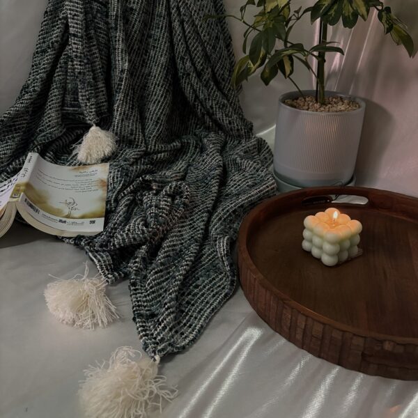 שמיכת דקורציה / כיסוי דקורטיבי בגודל ‎150×170‎ ס”מ