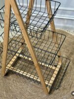 ⁦סל ירקות תלת-שכבתי משולב עץ וברזל⁩ – תמונה ⁦2⁩